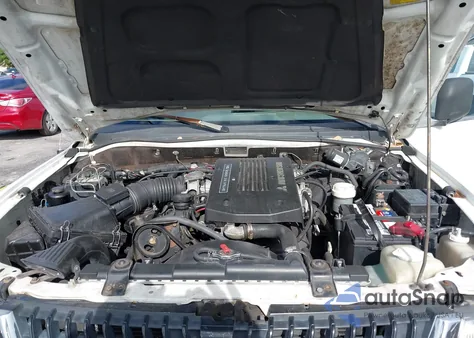 1998 Mitsubishi Montero Sport Xls из США, поврежденный, VIN JA4LS41P3WP042523